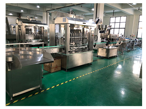 全自動咖喱醬灌裝機械設備