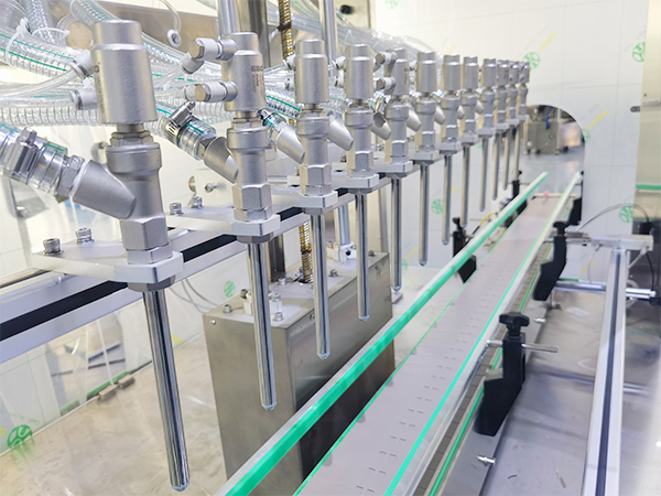 多頭液體灌裝機生產線